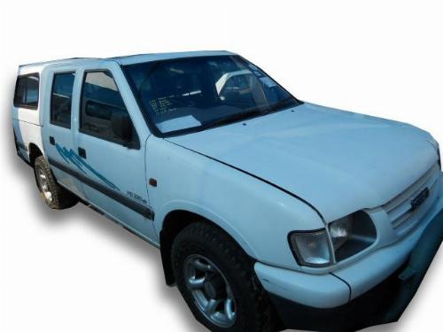 Repossessed ISUZU KB220