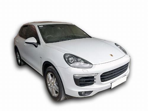 Repossessed PORSCHE CAYENNE